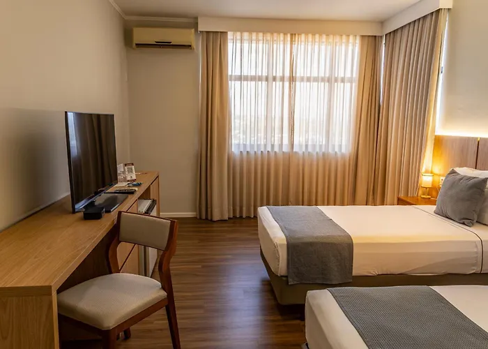Marques Plaza Hotel
